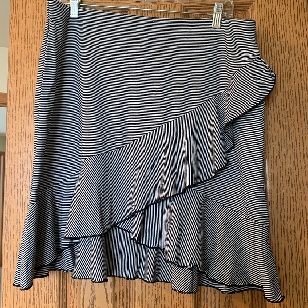 Navy and white striped skirt